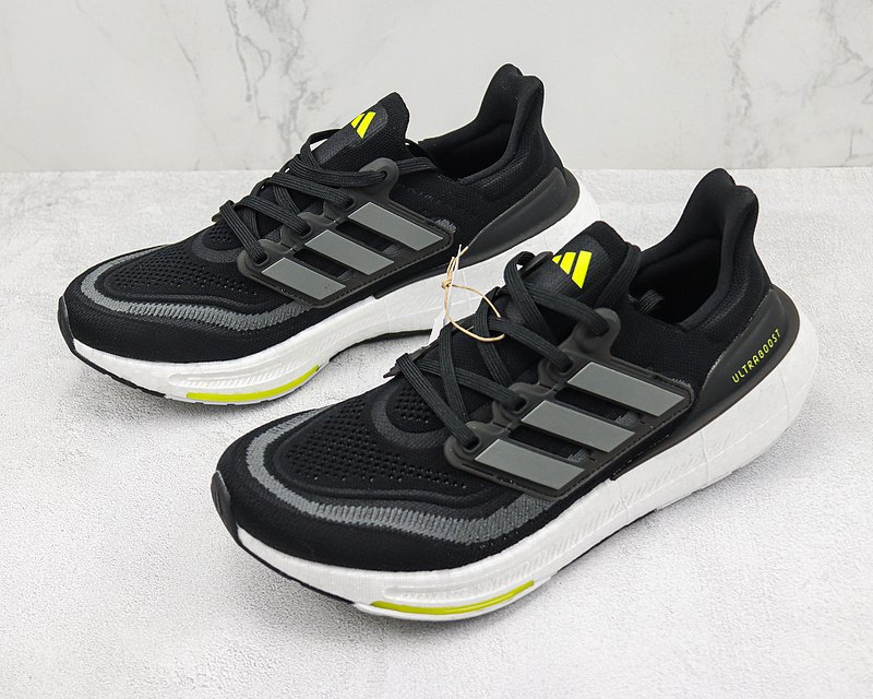 Adidas Ultraboost Light "Core Black" фото № 7