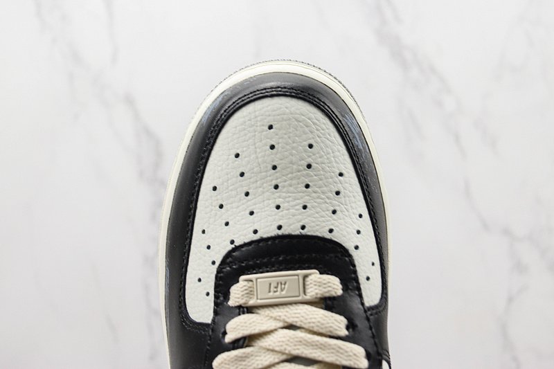 Nike Air Force 1 Low "Hold Me Tight" фото № 4