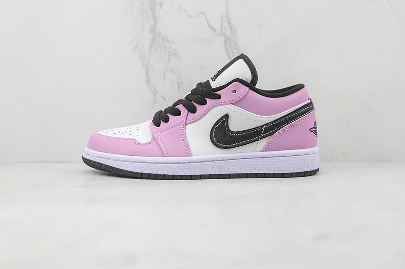 Air Jordan 1 Low SE "Violet Shock White/Black" фото № 2