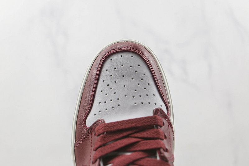 Air Jordan 1 Low Elevate SE "Dark Beetroot" фото № 3