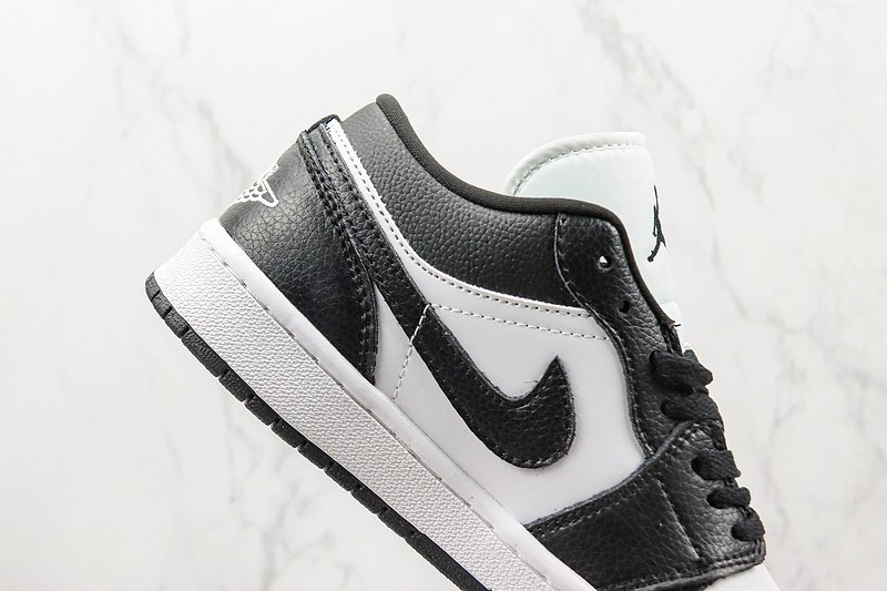 Air Jordan 1 Low "Black and White" фото № 4
