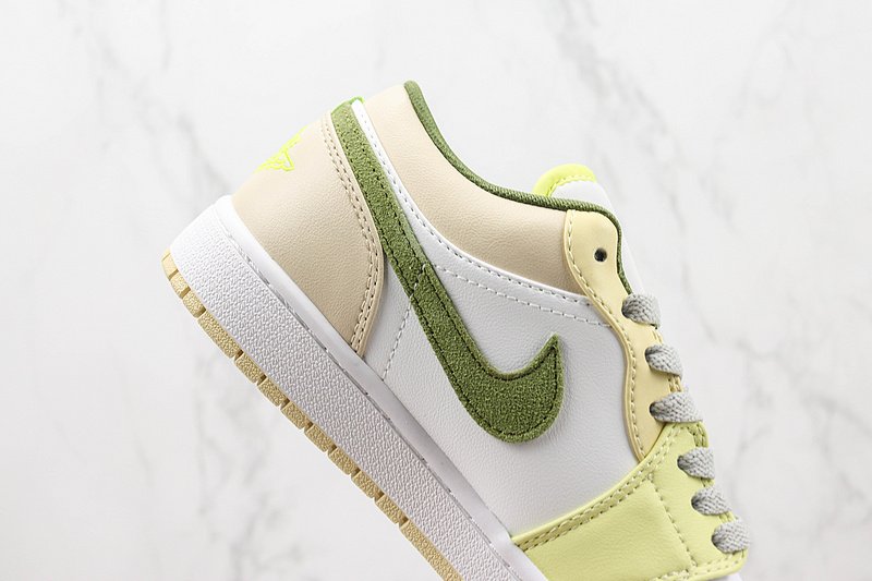 Air Jordan 1 Low Sail "White Oil Green" фото № 4