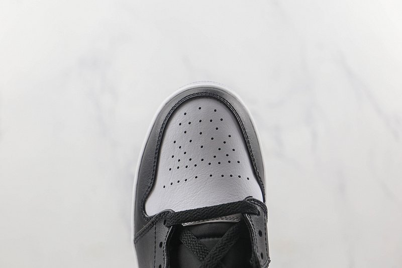 Air Jordan 1 Mid "Dark Iris" фото № 3