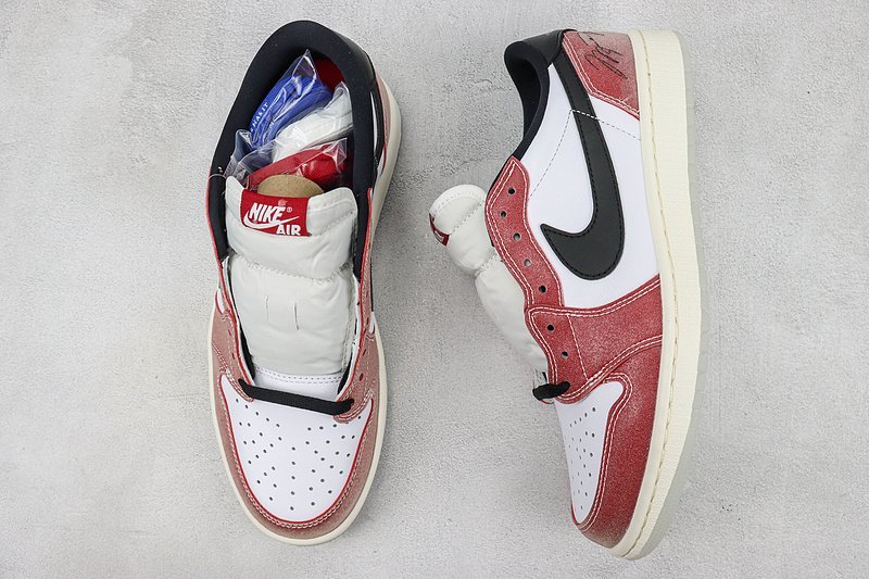 Trophy Room x Air Jordan 1 Low "Red/Black" фото № 7