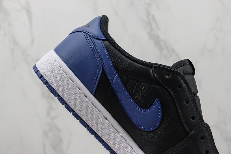 Air Jordan 1 Retro Low "Mystic Navy" фото № 4