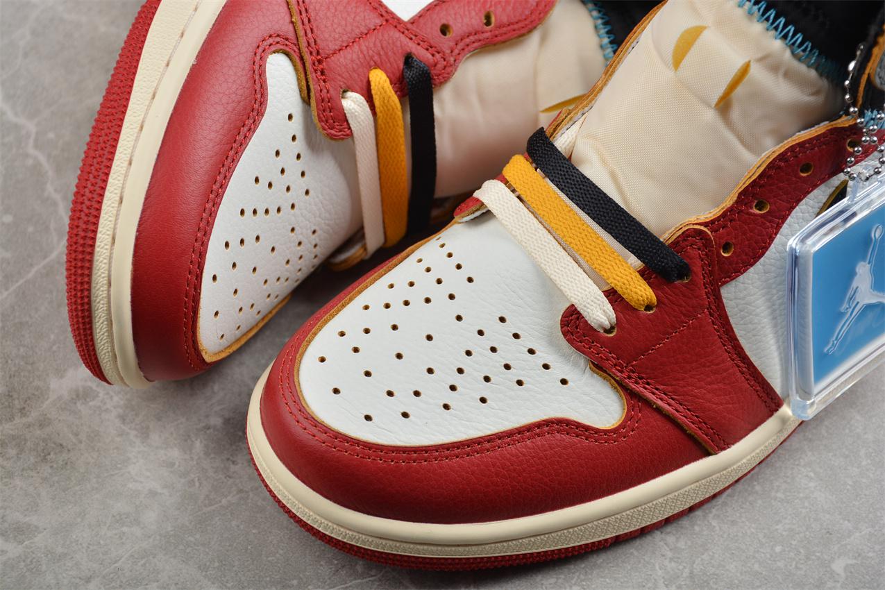 Union LA x Air Jordan 1 High OG SP "Chicago Shadow" фото № 4