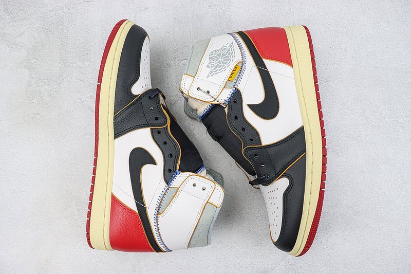 Air Jordan 1 Retro High "Union Black Toe" фото № 6