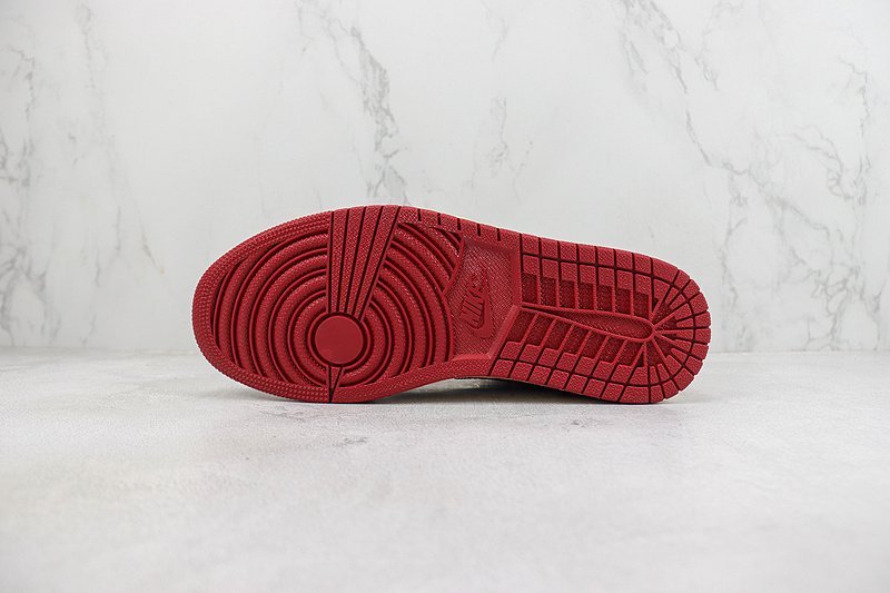 Air Jordan 1 Retro High "Union Black Toe" фото № 8