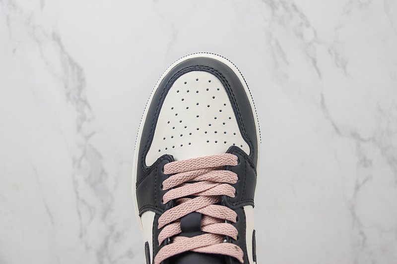 Air Jordan 1 Low "Vintage White/Black/Red" фото № 4