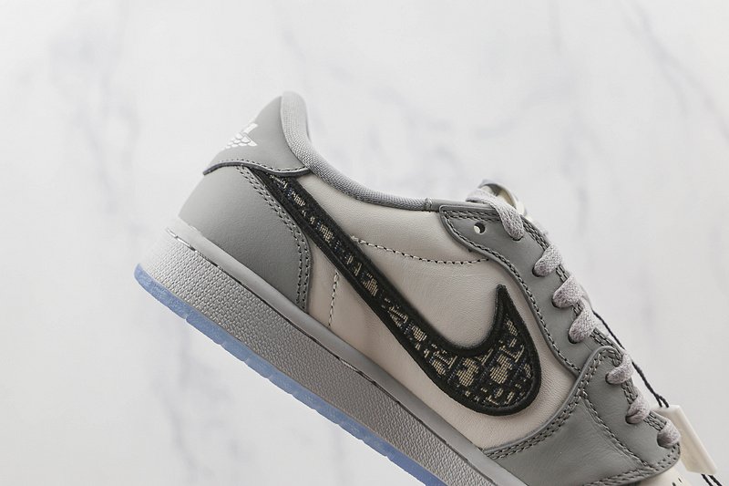 Dior x Air Jordan 1 Low "Grey" фото № 4