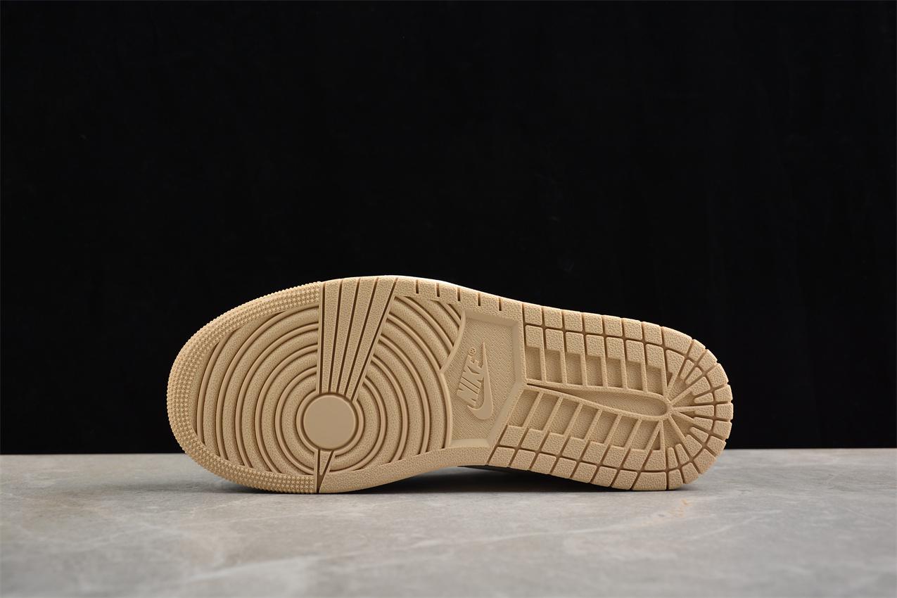 Air Jordan 1 Low "Coconut Milk Sail" фото № 8