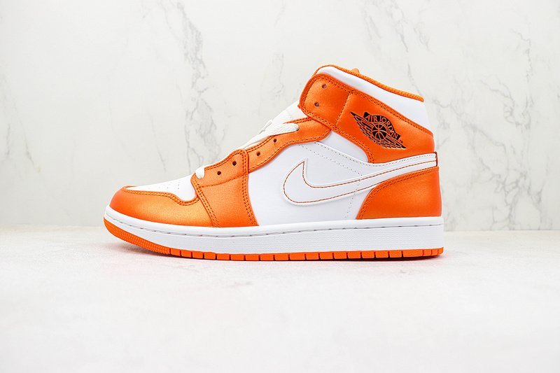 Air Jordan 1 Mid SE "Electro Orange" фото № 2