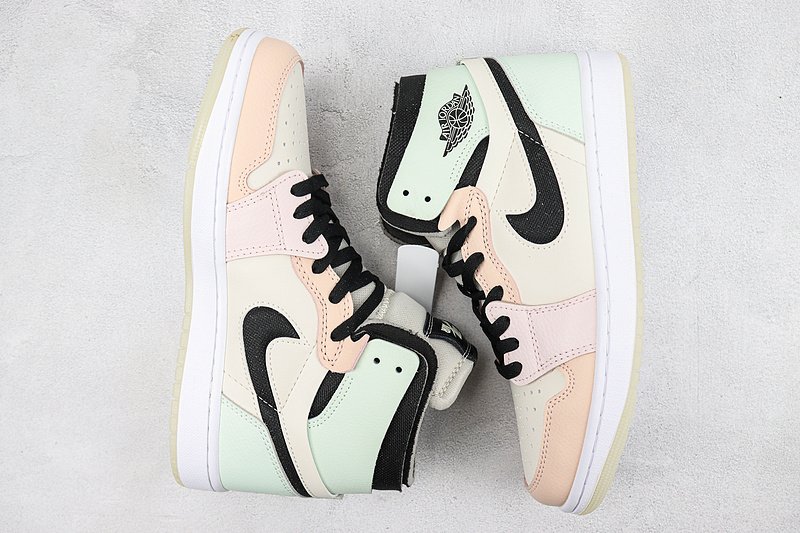 Air Jordan 1 High "Zoom Air CMFT Celestine Blue" фото № 7