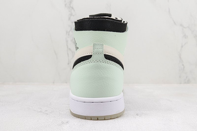 Air Jordan 1 High "Zoom Air CMFT Celestine Blue" фото № 8