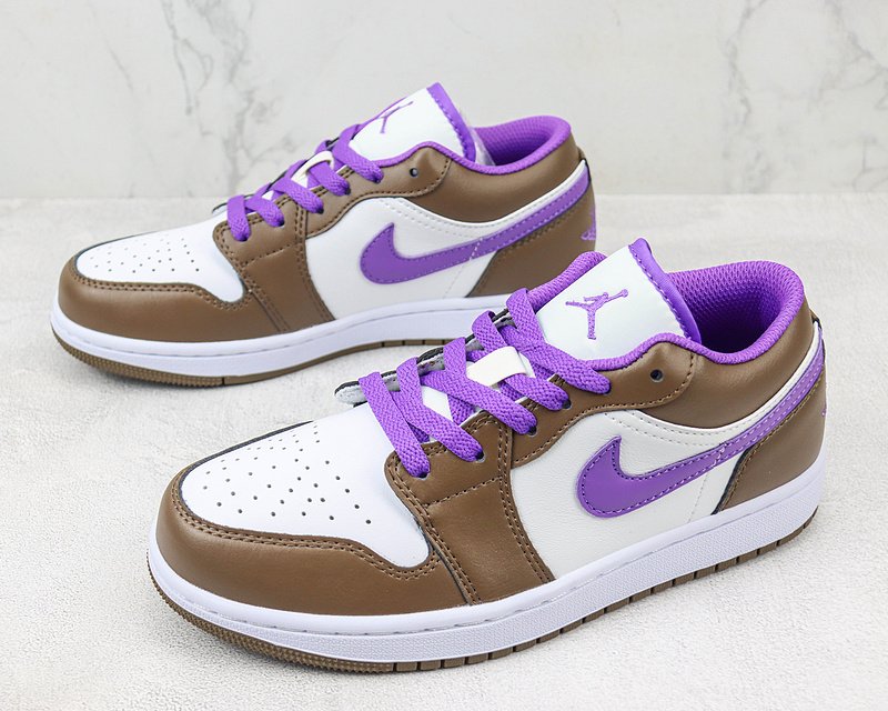 Air Jordan 1 Low "Palomino/Wild Berry" фото № 5