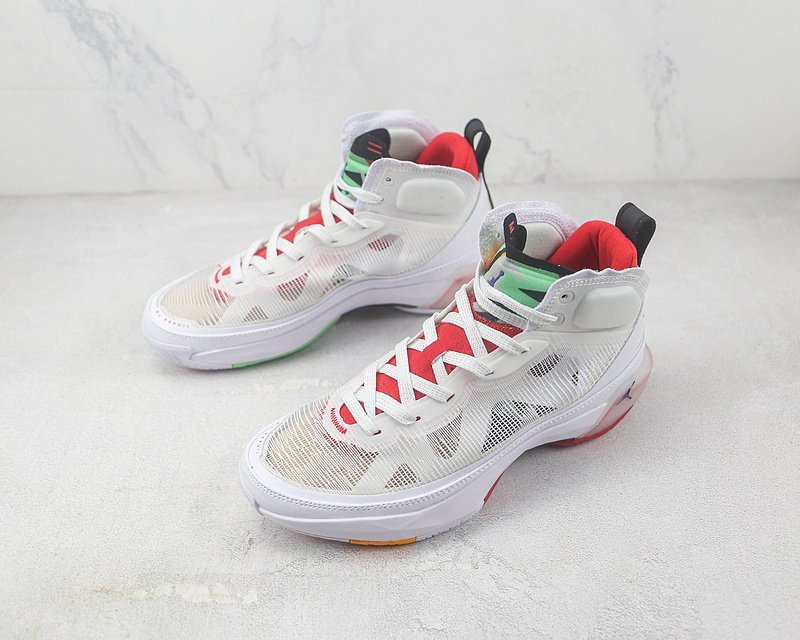 Air Jordan 37 "Hare" фото № 5