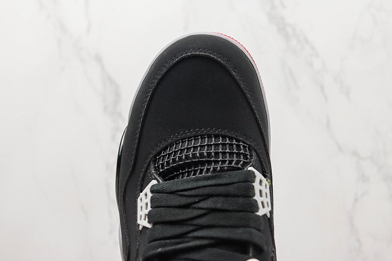 Air Jordan 4 Retro "Bred" фото № 3