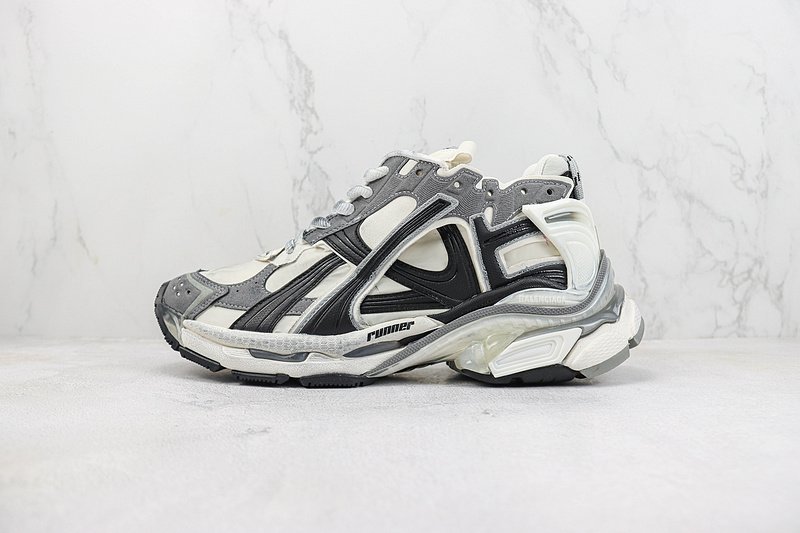 Balenciaga Runner "Black/Green/Off White" фото № 2
