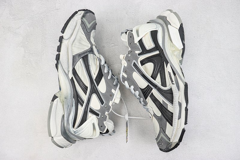 Balenciaga Runner "Black/Green/Off White" фото № 7