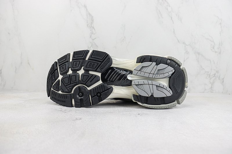 Balenciaga Runner "Black/Green/Off White" фото № 8