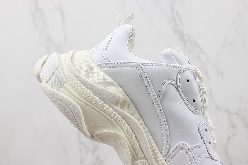 Balenciaga Triple S "Snow White/Off White" фото № 3