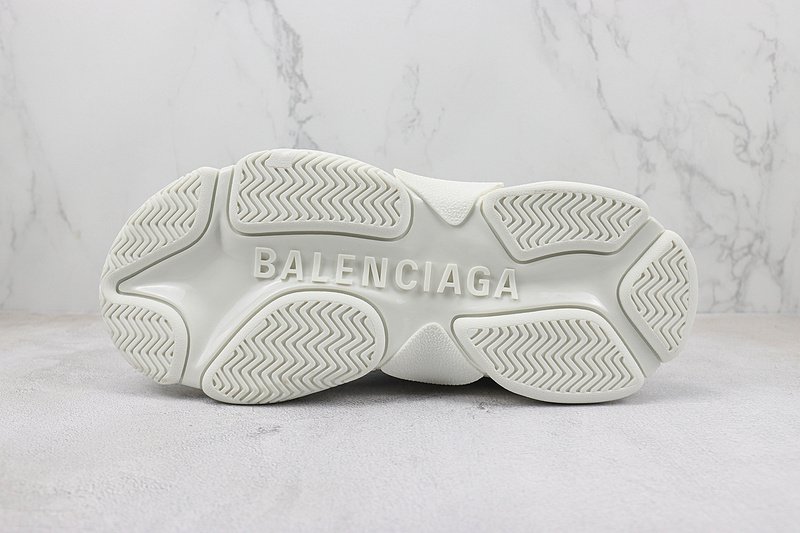 Balenciaga Triple S "Snow White/Off White" фото № 8