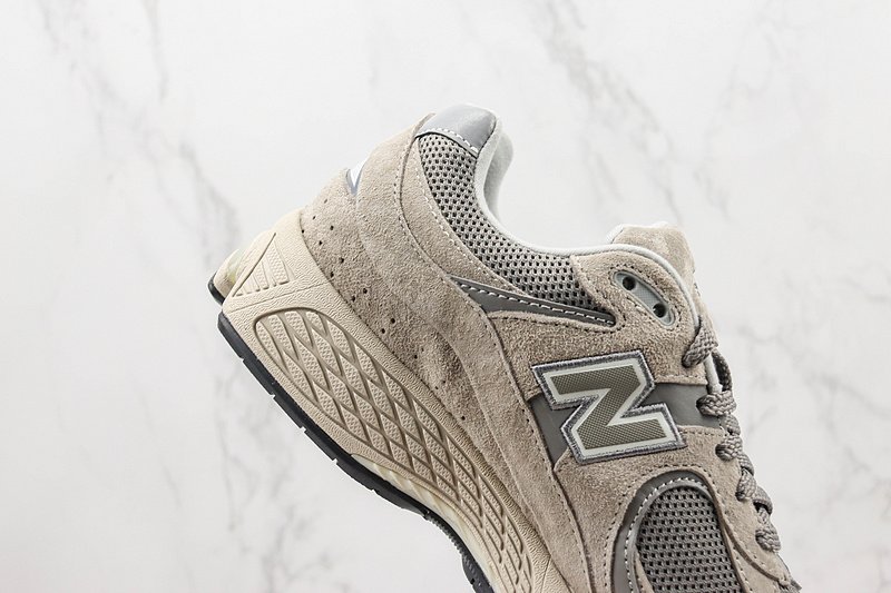 New Balance 2002R "Marblehead/Light Aluminum" фото № 3