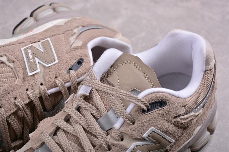 New Balance 2002R "Protection Pack Driftwood" фото № 8