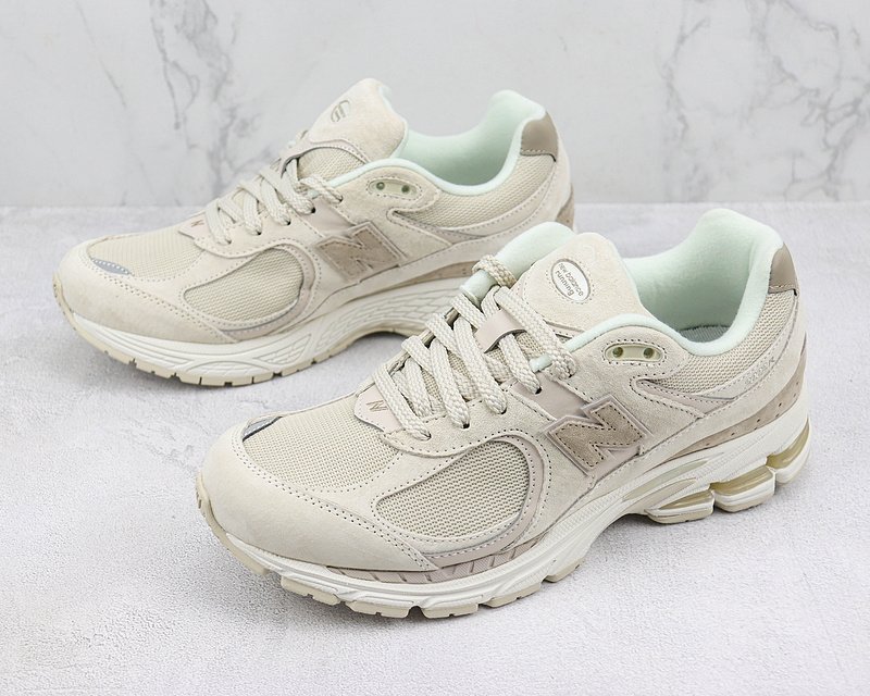 New Balance 2002R "Beige" фото № 5
