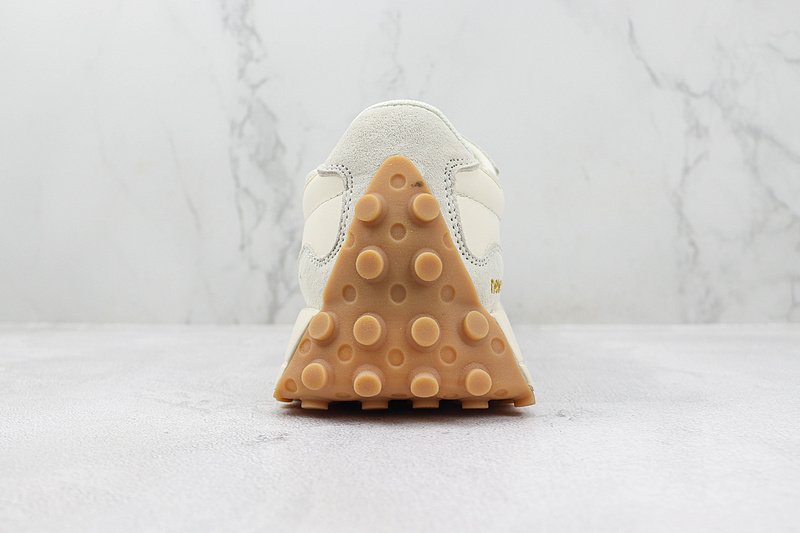 New Balance 327 "Golden Beige" фото № 9