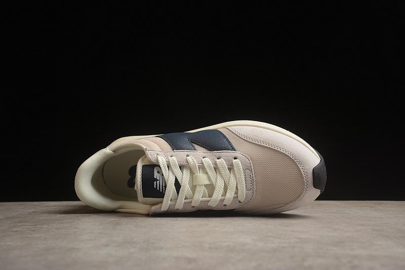 New Balance 370 "Sea Salt/Black" фото № 3