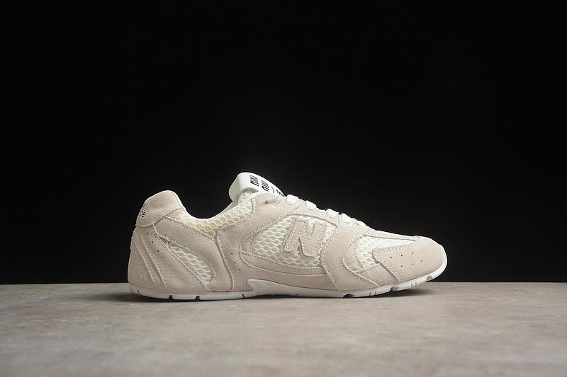 Miu Miu x New Balance 530 "Neutral Sands" фото № 6