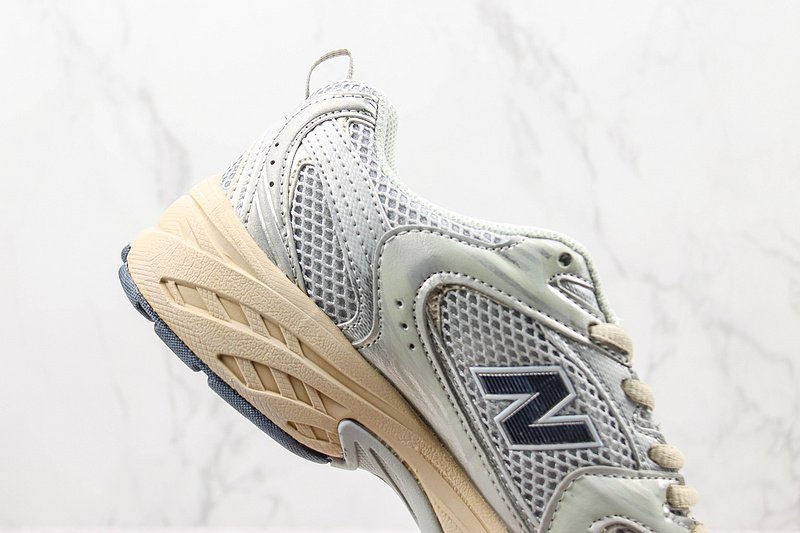 New Balance 530 "Silver/Ivory" фото № 4