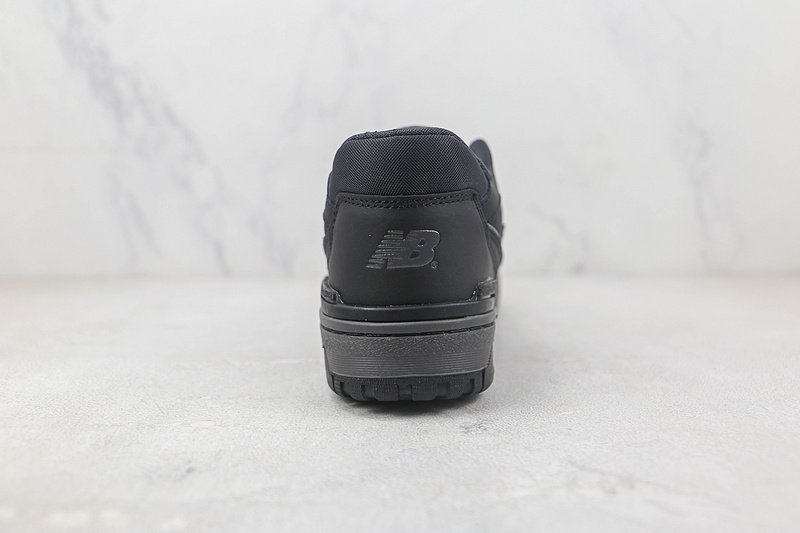 New Balance 550 “Triple Black” фото № 8