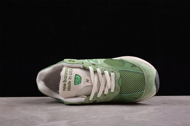 Teddy Santis x New Balance 993 "Chive" фото № 3