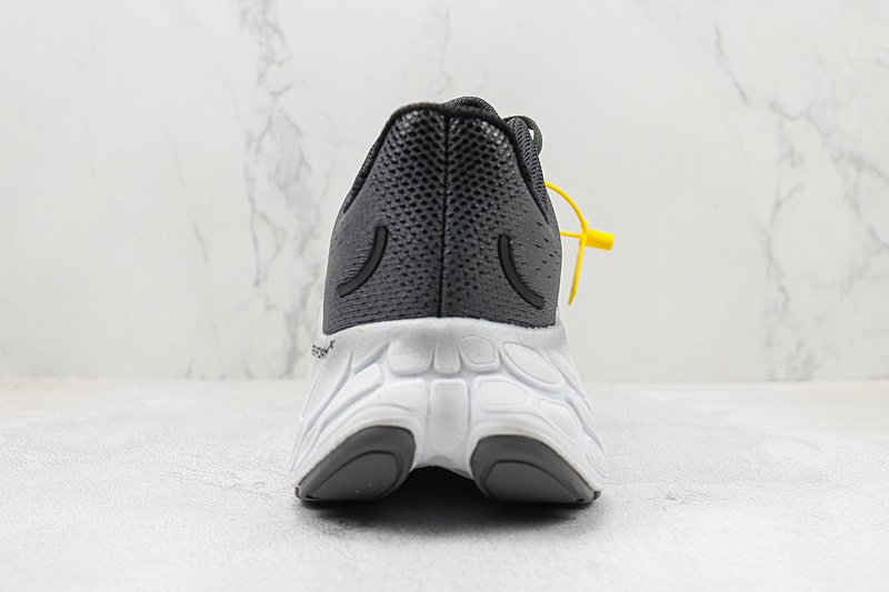 New Balance Fresh Foam X More V4 "Grey/White" фото № 9