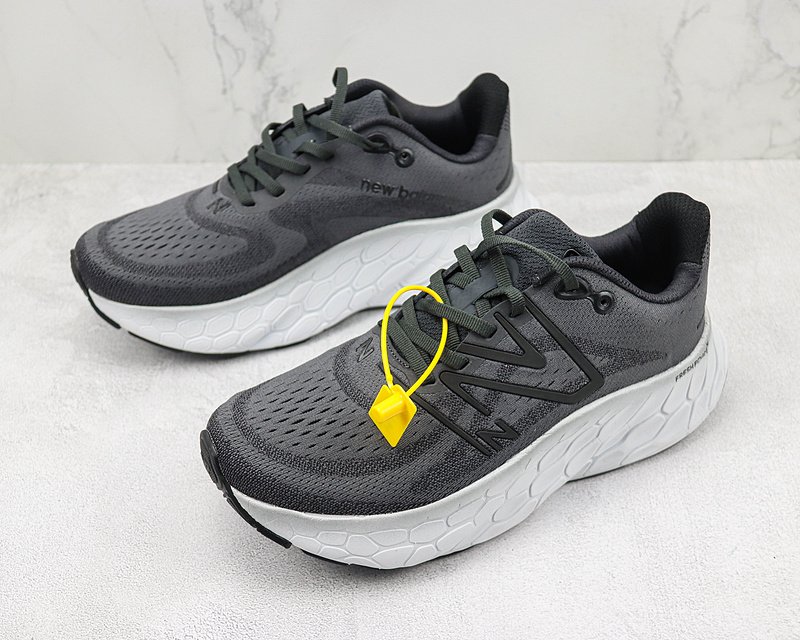 New Balance Fresh Foam X More V4 "Grey/White" фото № 5