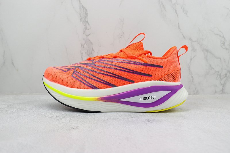 New Balance FuelCell RC Elite V3 "Strike Orange" фото № 2