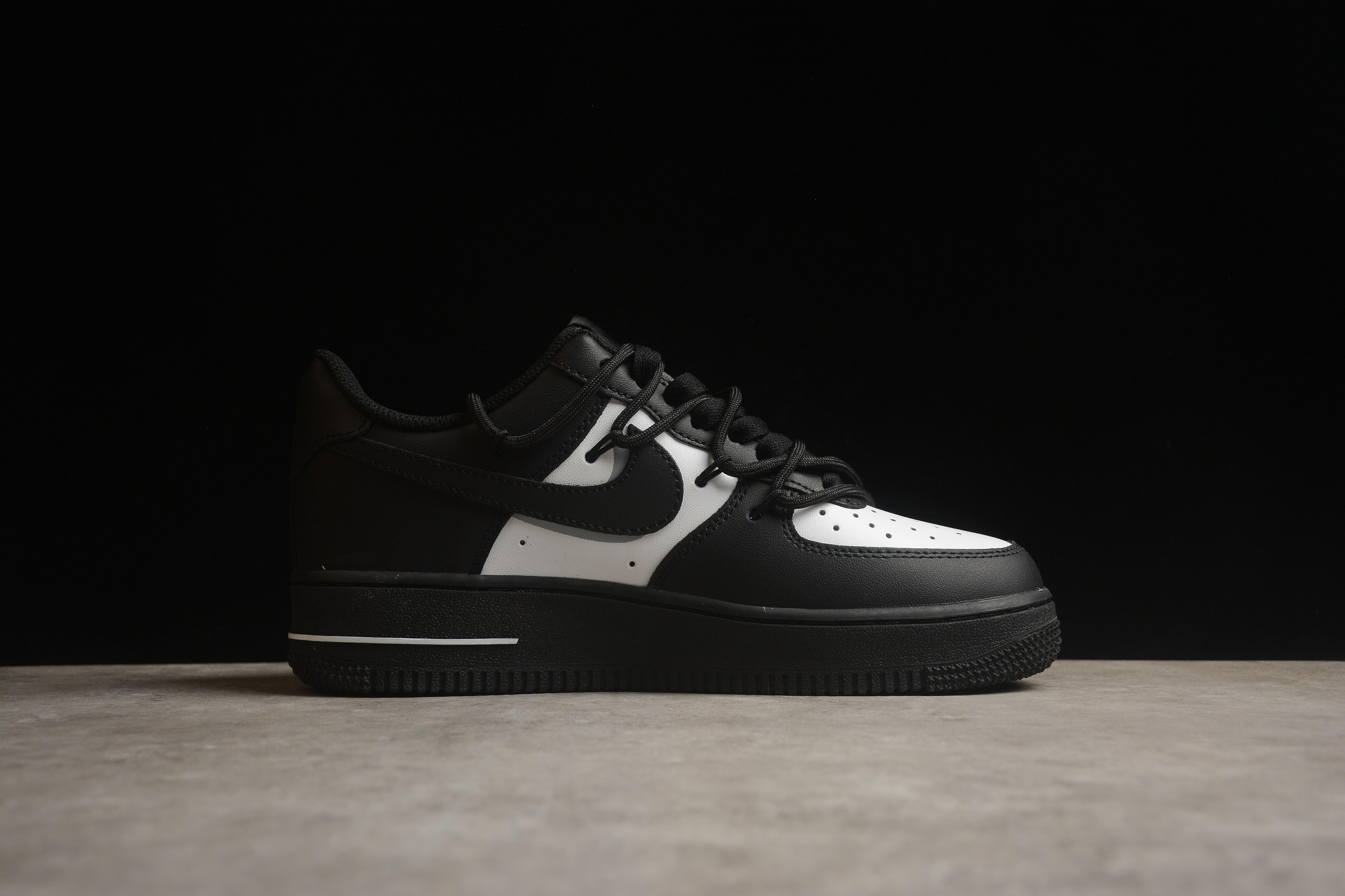 Nike Air Force 1 Low "Black/White" фото № 2