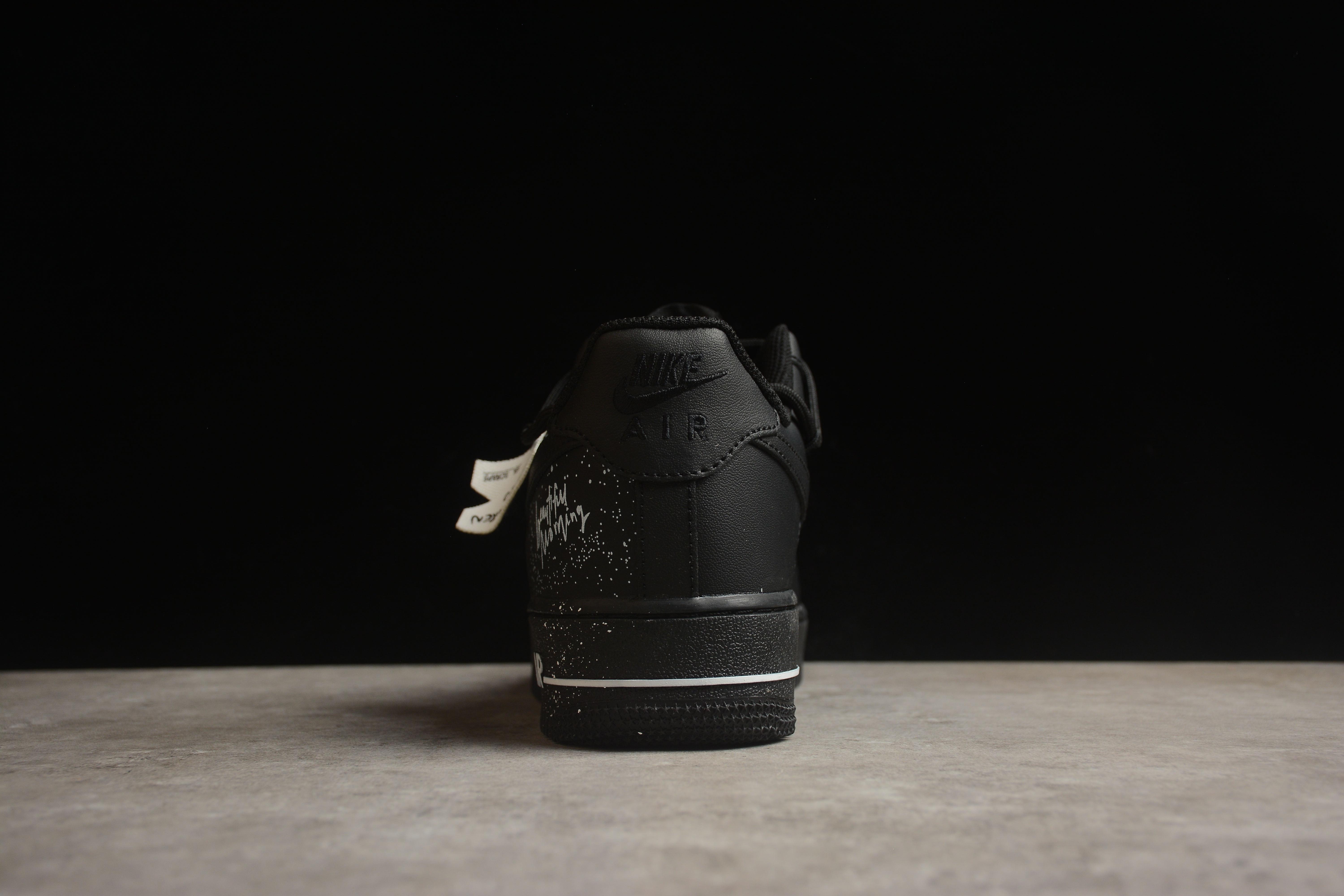 Nike Air Force 1 Low "Black/White" фото № 5