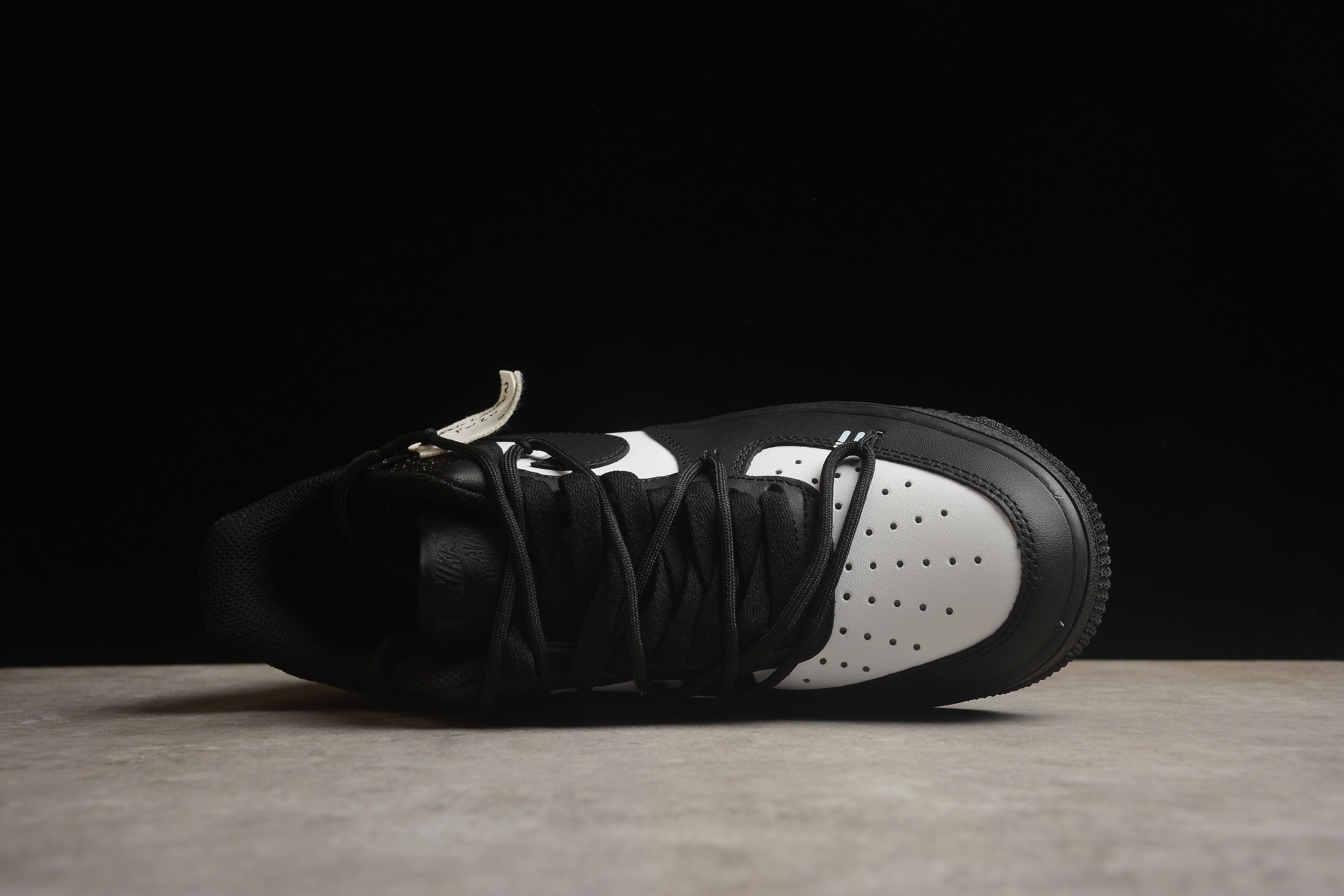 Nike Air Force 1 Low "Black/White" фото № 3