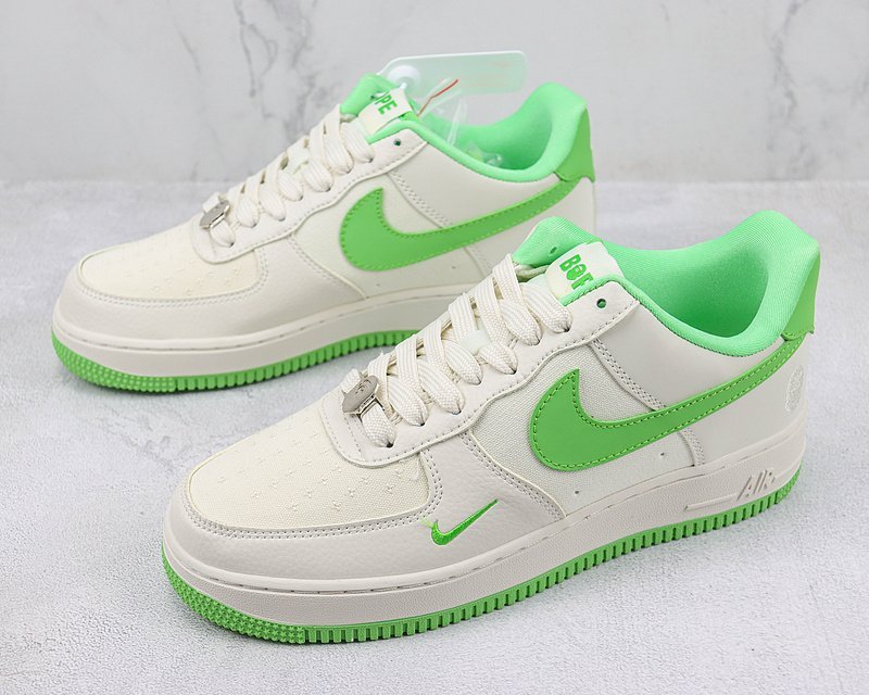 A Bathing Ape x Nike Air Force 1 Low "Apple Green/Off White" фото № 5