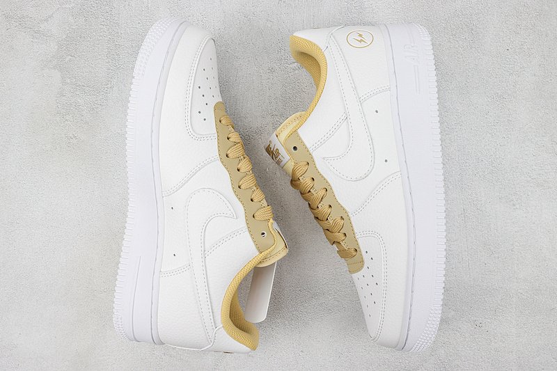 Nike Air Force 1 Low "White/Gold" фото № 6