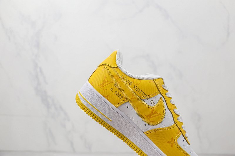 Louis Vuitton x Nike Air Force 1 Low "Yellow/White/Monogram" фото № 3