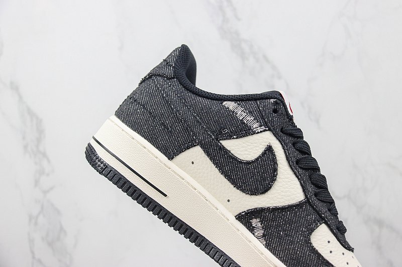 Levi's x Nike Air Force 1 Low "Black Denim" фото № 3