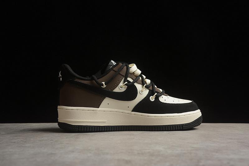 KAWS x Nike Air Force 1 "Urban Jungle" фото № 5