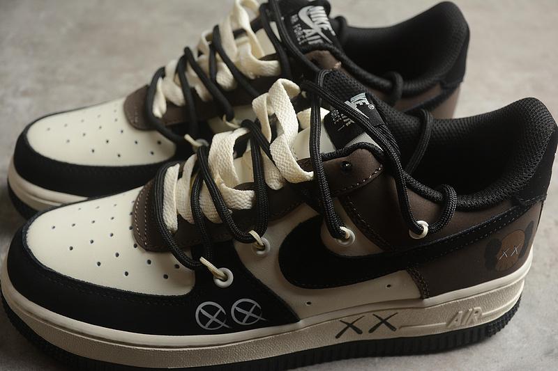 KAWS x Nike Air Force 1 "Urban Jungle" фото № 2