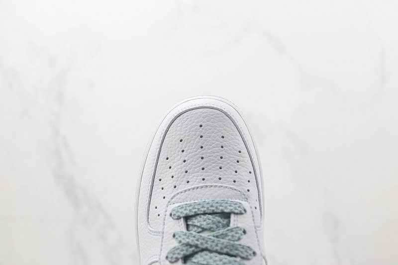 Nike Air Force 1 07 Low "White/Light Blue" фото № 4