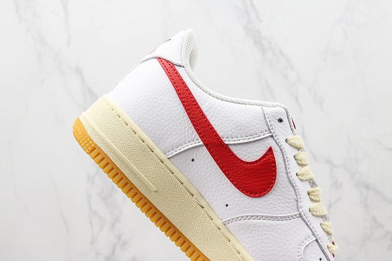 Nike Air Force 1 Low "White/Red/Gum" фото № 3