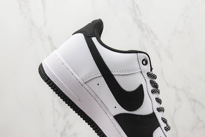 Nike Air Force 1 Low "Kung Fu Panda" фото № 3